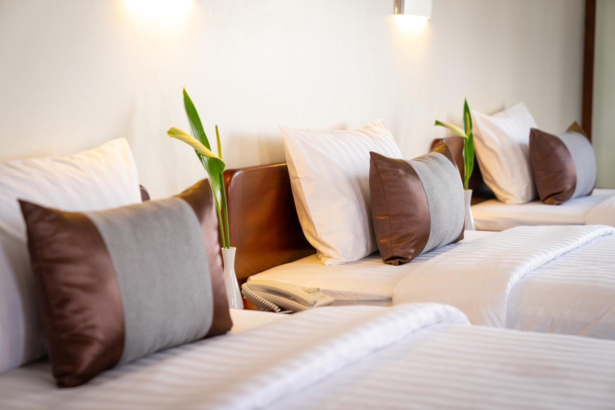 Mony Reach Angkor Hotel Sziemreap Kültér fotó